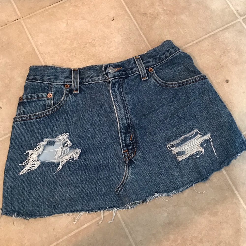 🎉Sale Levis altered skirt